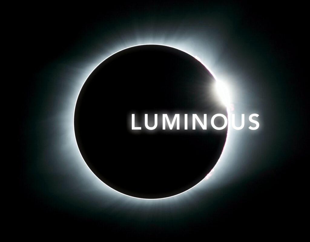 Luminous 02